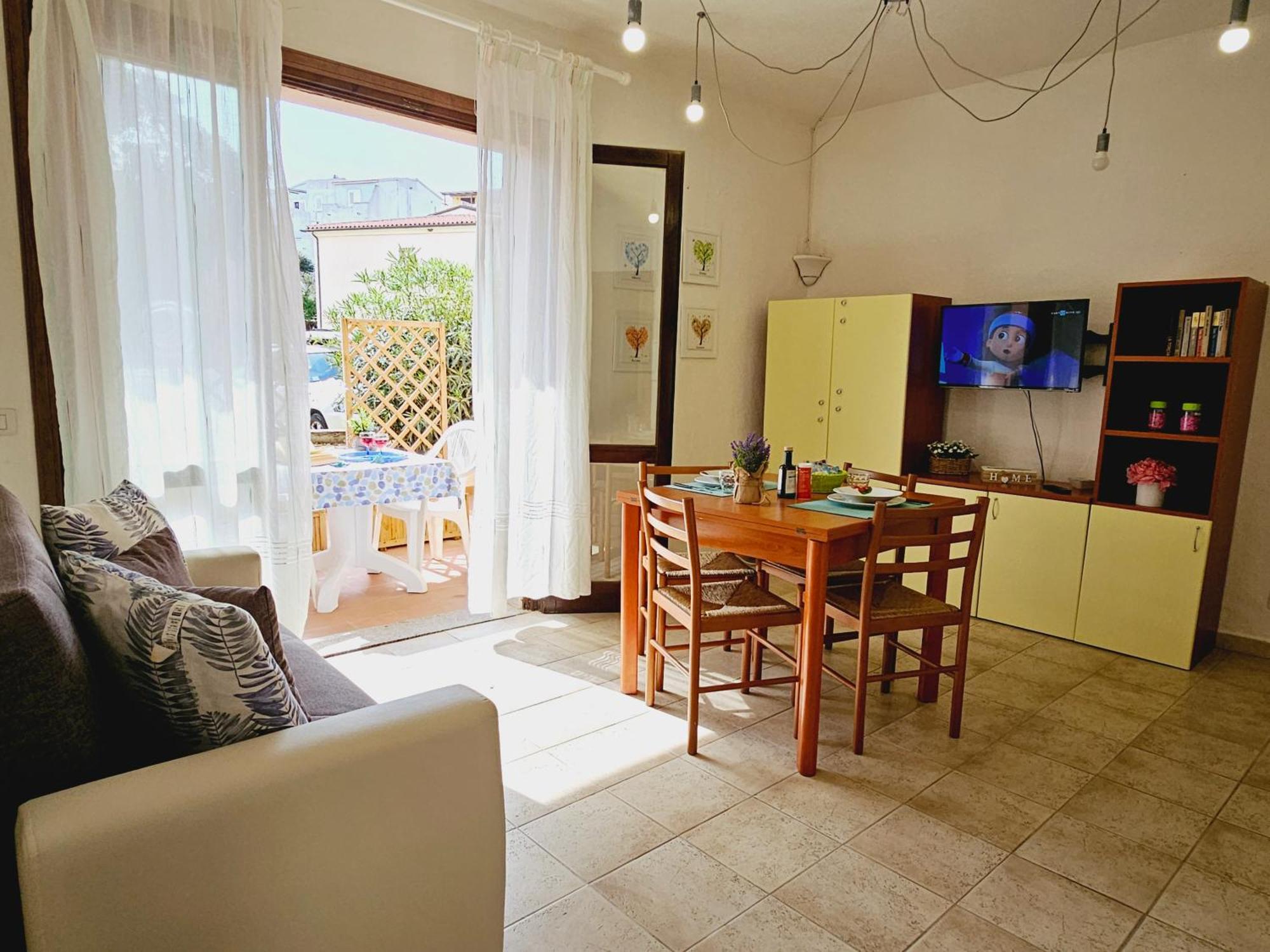Baia Di Ulisse Apartment *